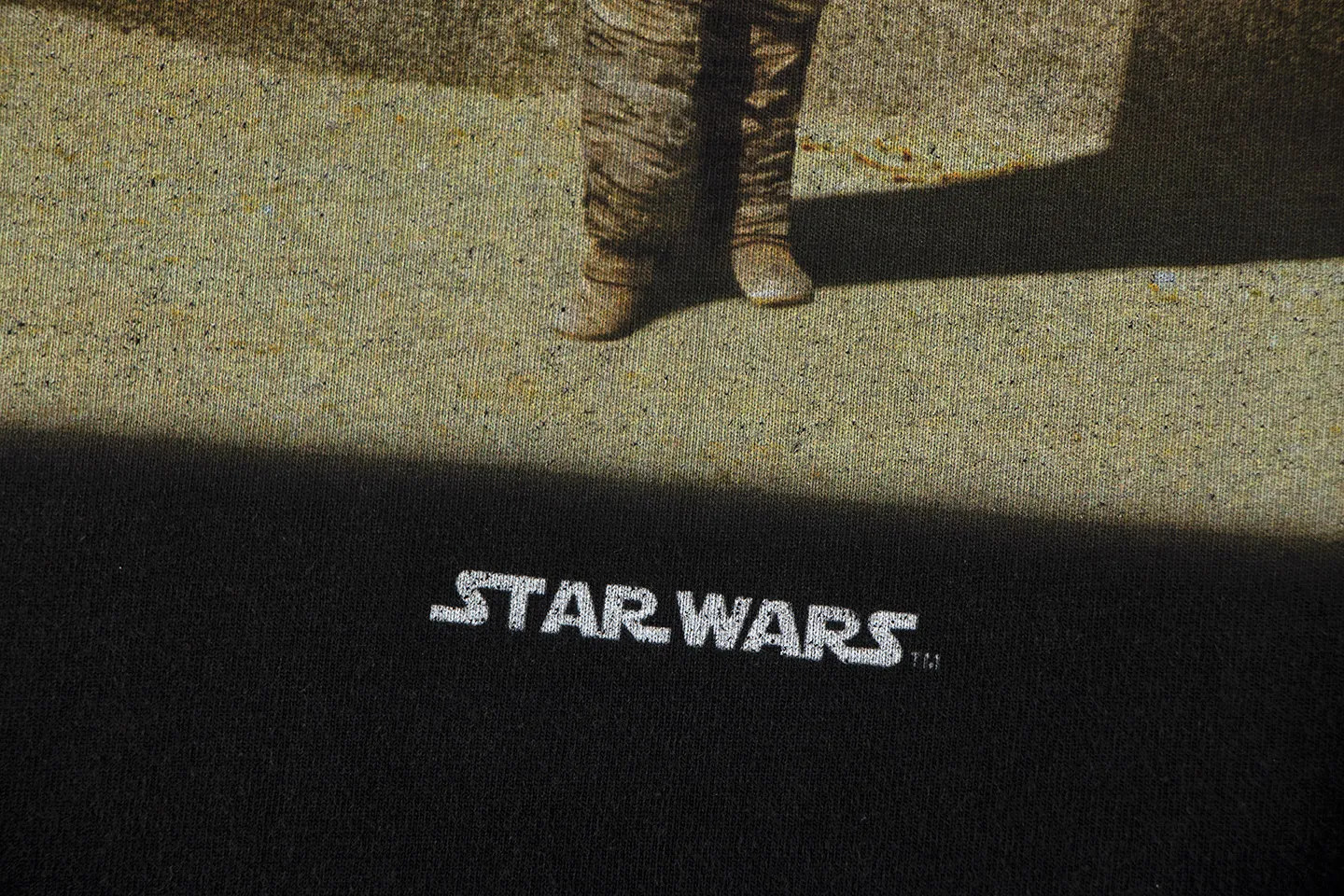 🧸Saint Michael 25SS "STAY HERE" Star Wars co-branded washed short-sleeved T-shirt trendy p136 Style number: 014-2 Size: M-XL 260g high weight pure cotton! Thick and stiff, with invincible texture and high-grade washing and distressing! Soft, retro, comfortable to wear, white ink direct injection process! Clear and breathable, non-sticky and non-cracked. Loose fit, suitable for both men and women to control as they please.